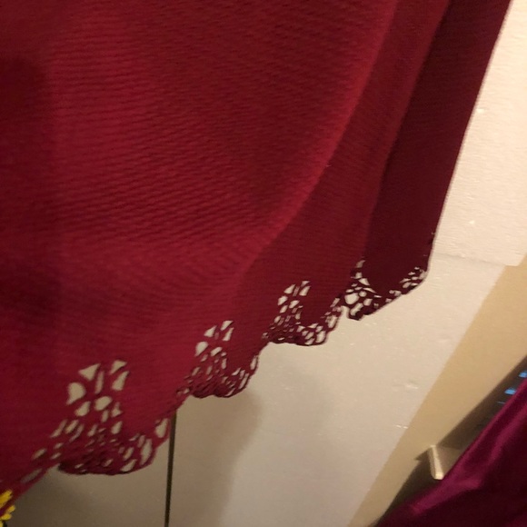 Beautiful maroon dress Ed’s in small. Worn once.❤️ - Picture 6 of 6